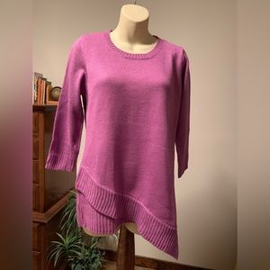 Croft&Barrow Sweater top with unique waistline